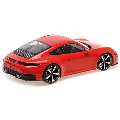 MiniChamps Porsche 992.2 Carrera Coupe 2024 1/18 155064020