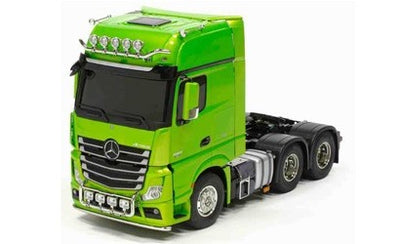 TAMIYA Camion Mercedes Actros 3363 6x4 Gigaspace RTR 23801