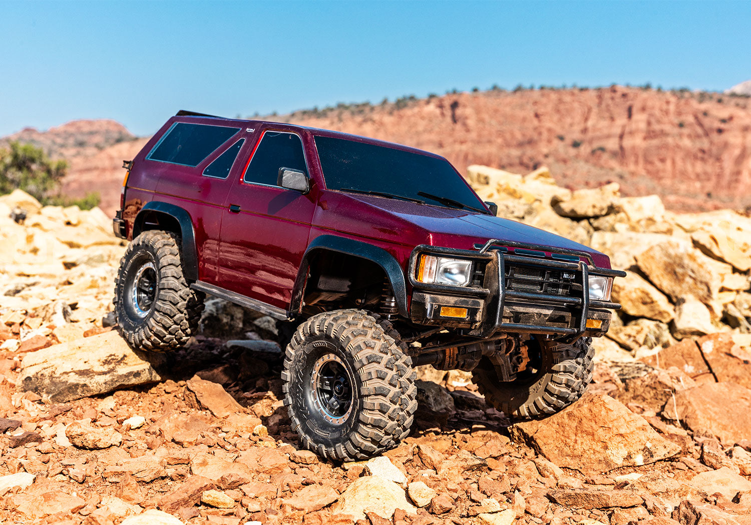 Traxxas TRX-4 Nissan Pathfinder Clipless RTR 110056-4