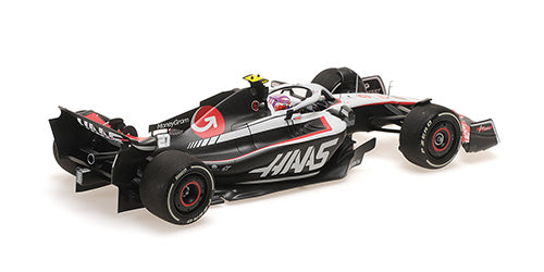 MiniChamps Moneygram Haas VF-23 Nico Huelkenberg F1 2023 117230127 