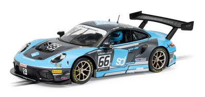 Scalextric Voiture Porsche 911 GT3 R Team Parker Racing British GT 2022 Standard C4415