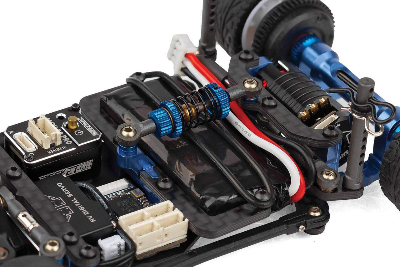 Team Associated RC28R 2WD + RADBODY Mako-X carrosserie 1/28 Kit 20168