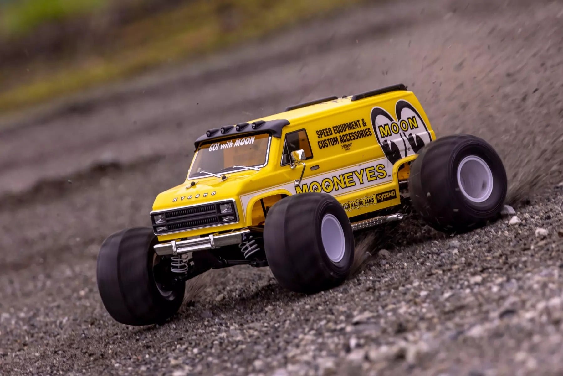 Kyosho Fazer FZ-02-L MadVan MOONEYES 4WD RTR 34413T1B
