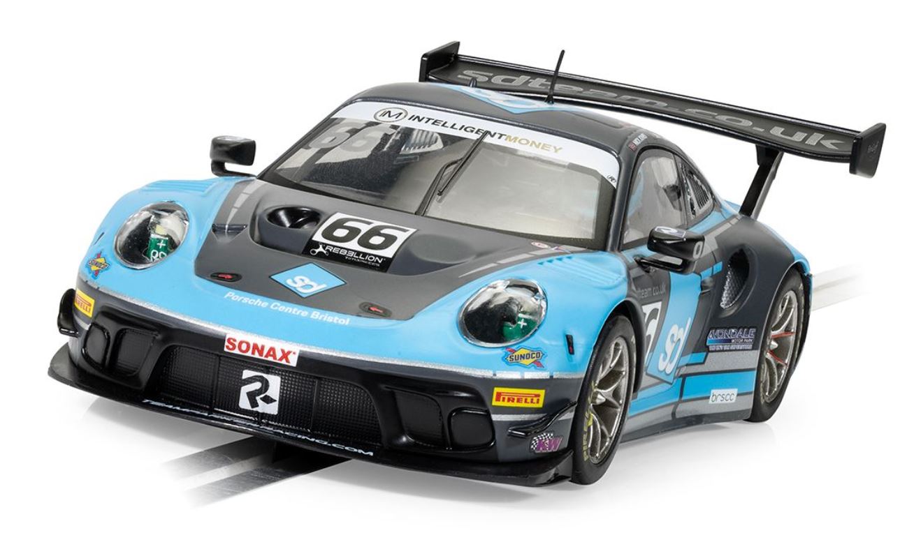 Scalextric Voiture Porsche 911 GT3 R Team Parker Racing British GT 2022 Standard C4415