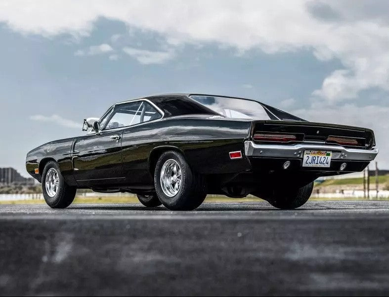 Kyosho Diecast Dodge Charger R/T 1970 Fast & Furious 1/12 KSR12008A