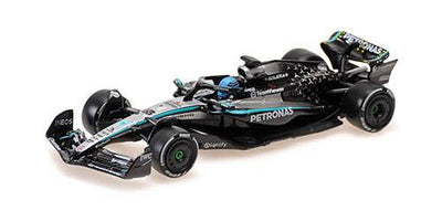 MiniChamps Mercedes W16 Russell 2025 1/64 640251063