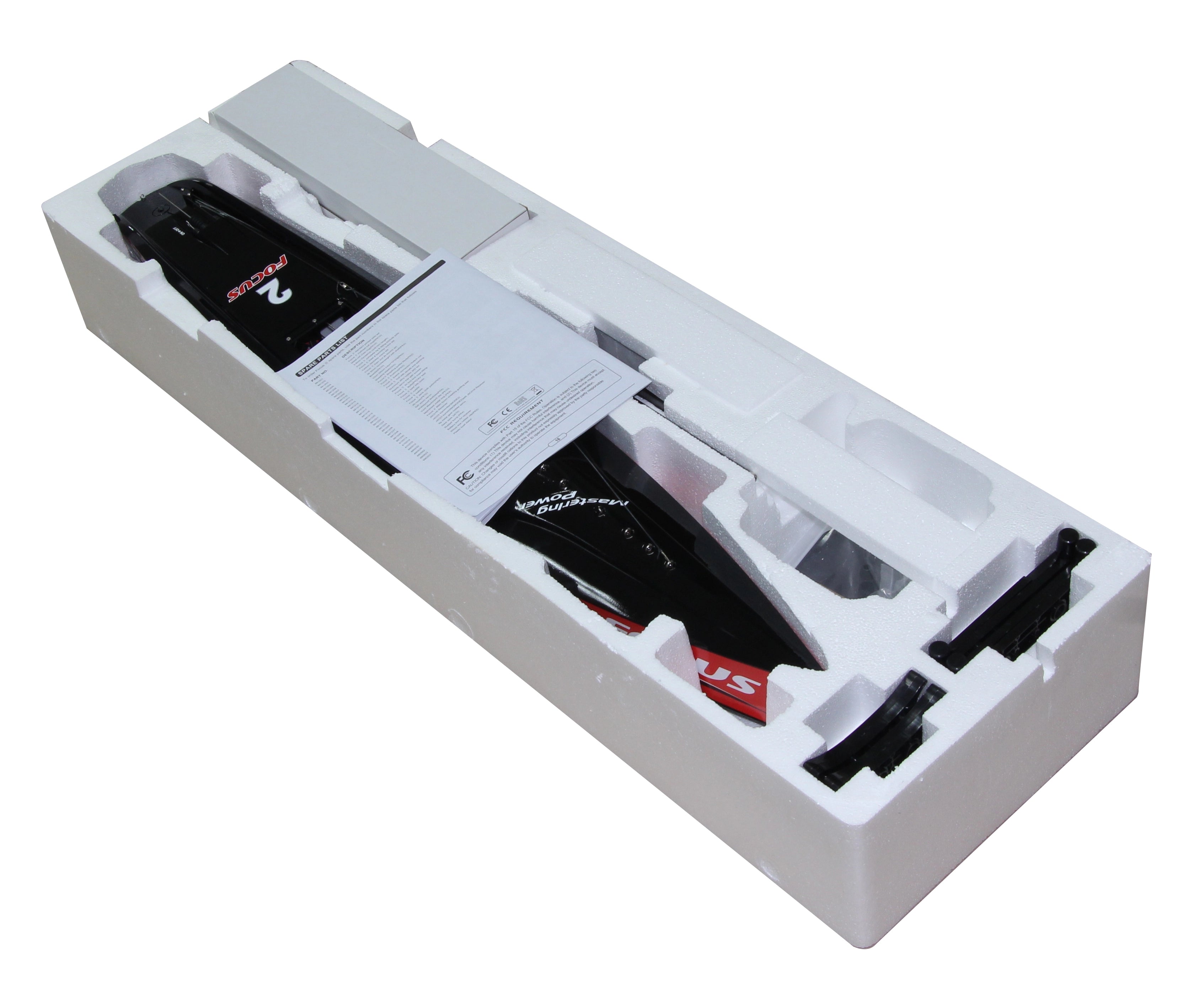 Joysway Barca a vela Focus III 995 mm RTR JW8812V3