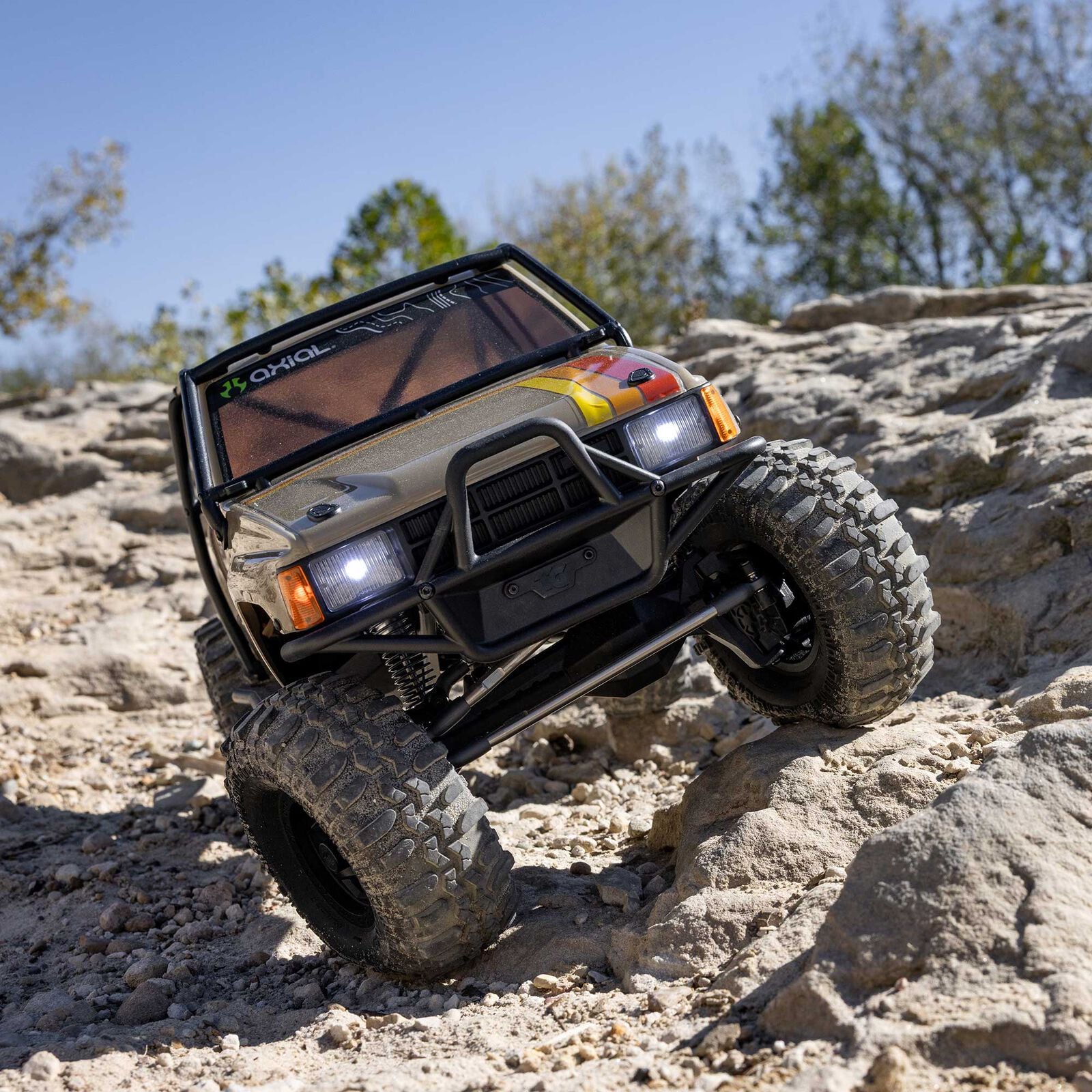 Axial Crawler SCX10 III Toyota SR5 1987 4WD RTR AXI-2062