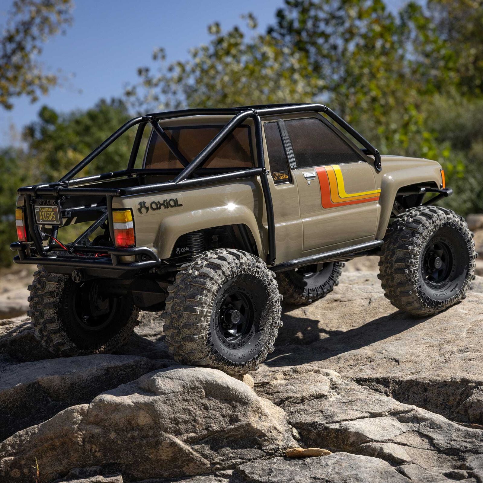 Axial Crawler SCX10 III Toyota SR5 1987 4WD RTR AXI-2062