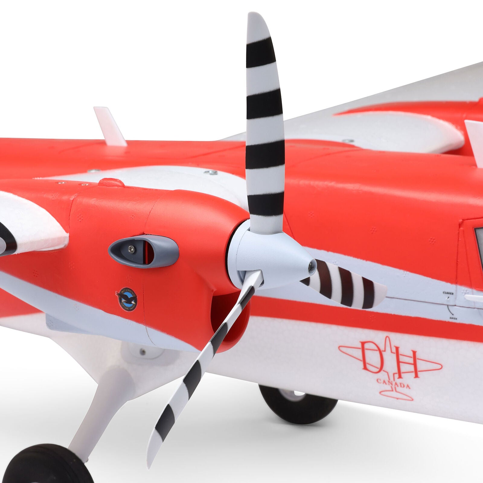 E-Flite Twin DHC-6 1,4 m BNF Basic AS3X SAFE EFL32050