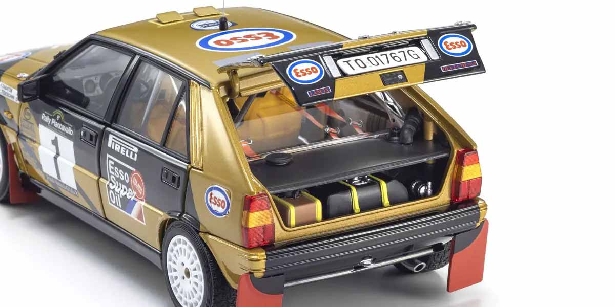 Kyosho Diecast Lancia Delta HF 4WD Rally Piancavallo 1987 Esso N°1 1/18 KS08960D