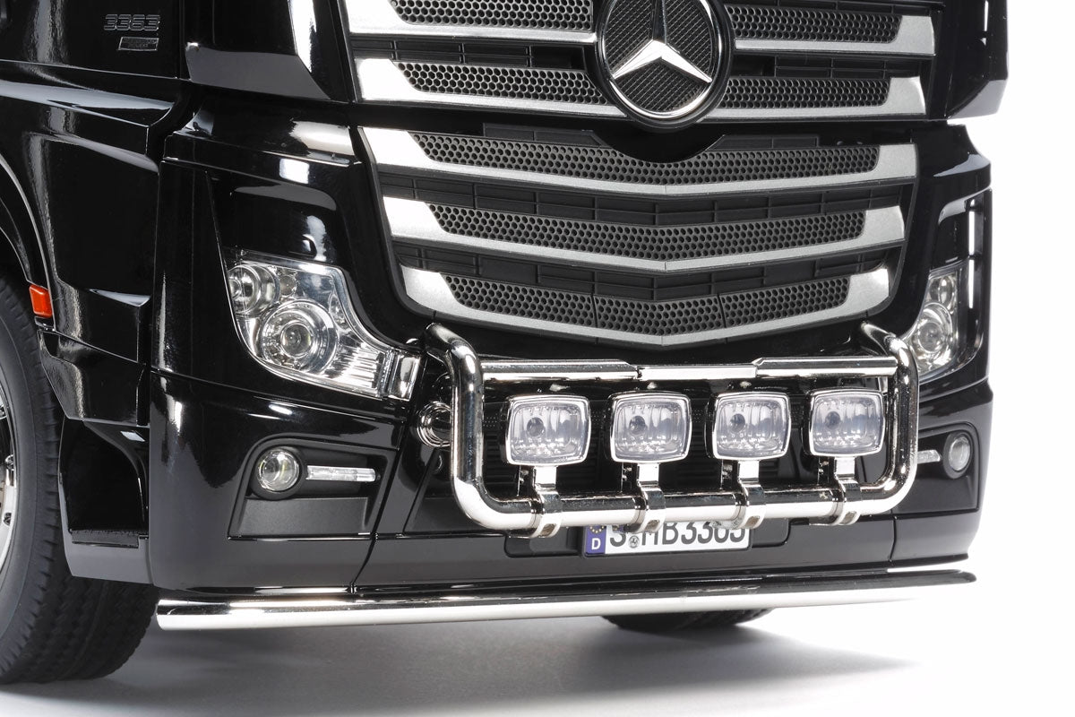 Tamiya Camión Mercedes Actros 3363 6x4 Gigaspace KIT 56348
