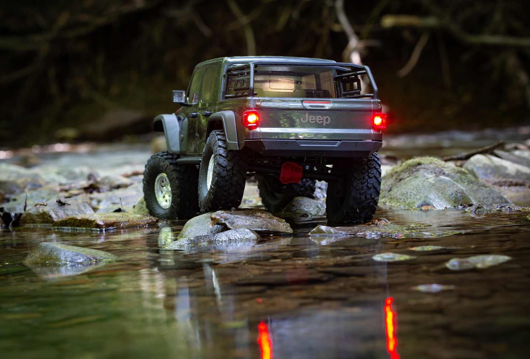 すぐ遊べます。Axial SCX10 III グラディエーター JT RTR Axial SCX10
