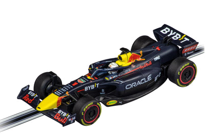 Carrera GO!!! F1 Red Bull Racing RB18 Verstappen, n°1 64205