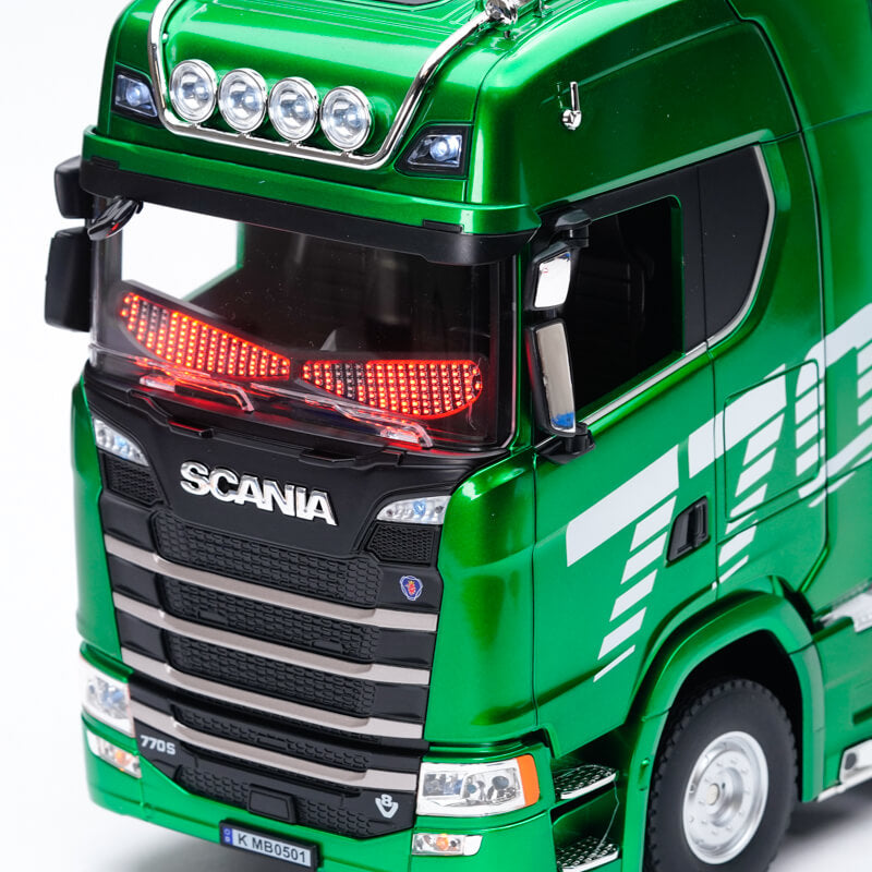 Huina LED Demon Eyes Scania-vrachtwagen CY1501-01