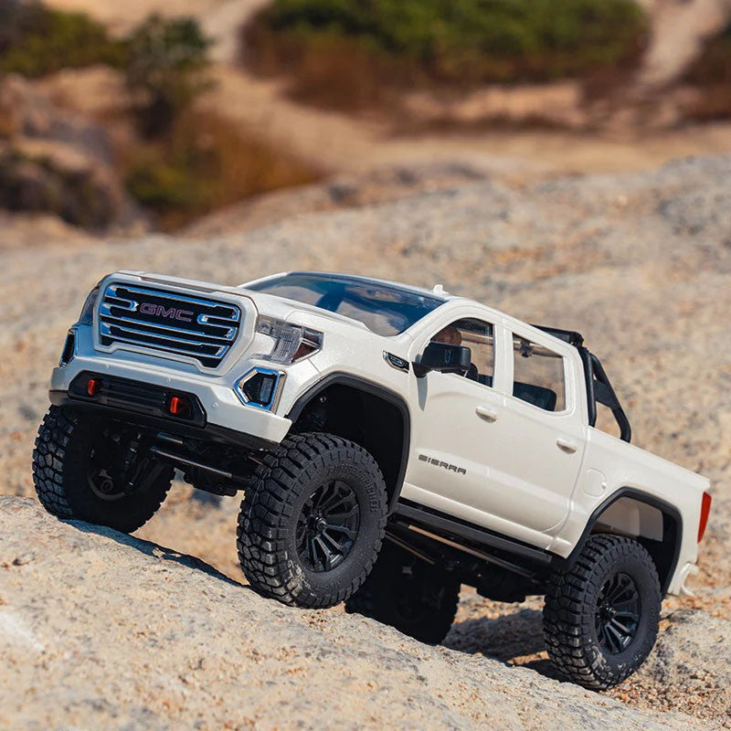 FMS Scale GMC Sierra 2019 FCX18 Brushless 4WD 1/18 RTR FMS11853RTR-WH-BL