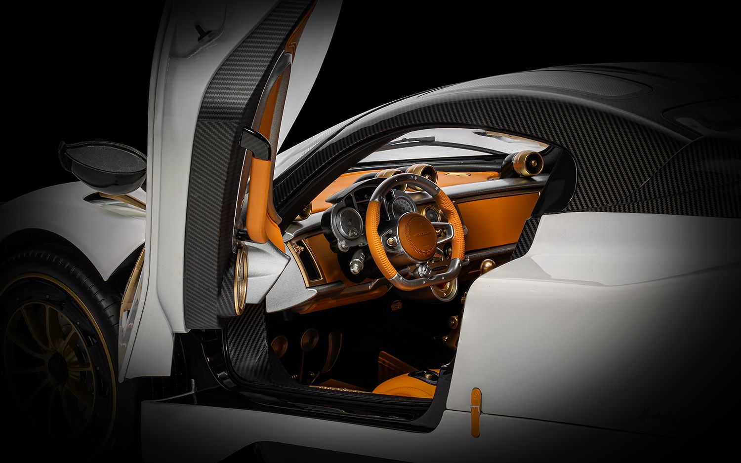 Pocher Diecast Pagani Utopia Coupé Bianco Perla HK123