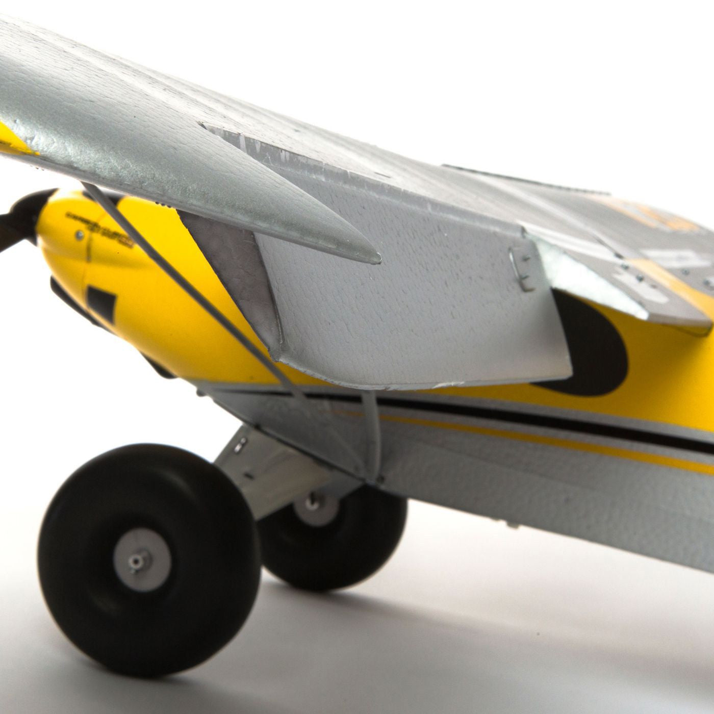 HobbyZone Avion Carbon Cub S2 1..3m BNF Basic HBZ32500