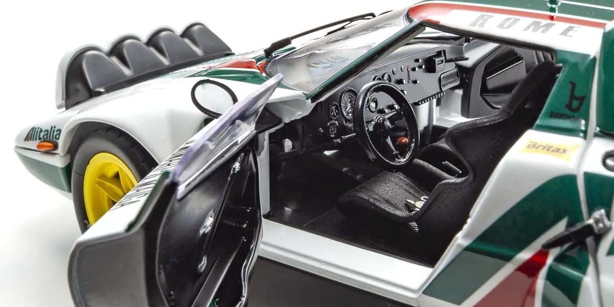 Kyosho Diecast Lancia Stratos HF S.Munari Monte Carlo 1977