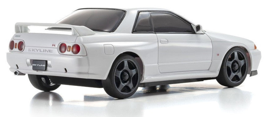 Kyosho Mini-Z MA-020 AWD Nissan Skyline GT-R Nismo R32 + KT531P RTR 32