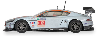 Scalextric Voiture Aston Martin DBR9 Gulf Edition ROFGO Dirty Girl Standard C4316