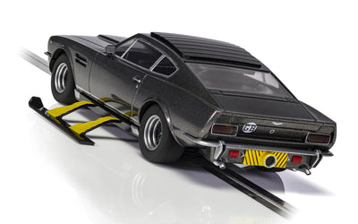 Scalextric Voiture James Bond Aston Martin V8 Standard C4239