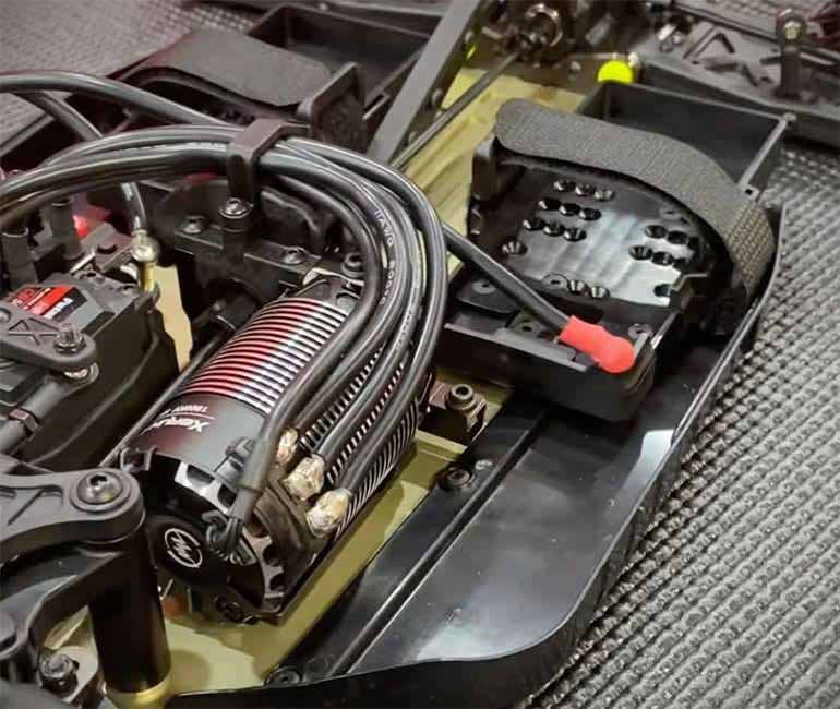 Kyosho Inferno MP11E 4WD KIT 34119B